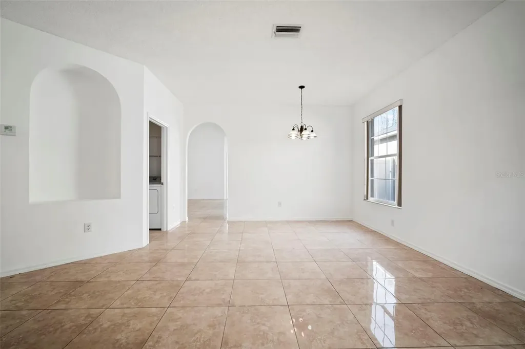 930 Grand Canyon Drive Valrico FL 33594