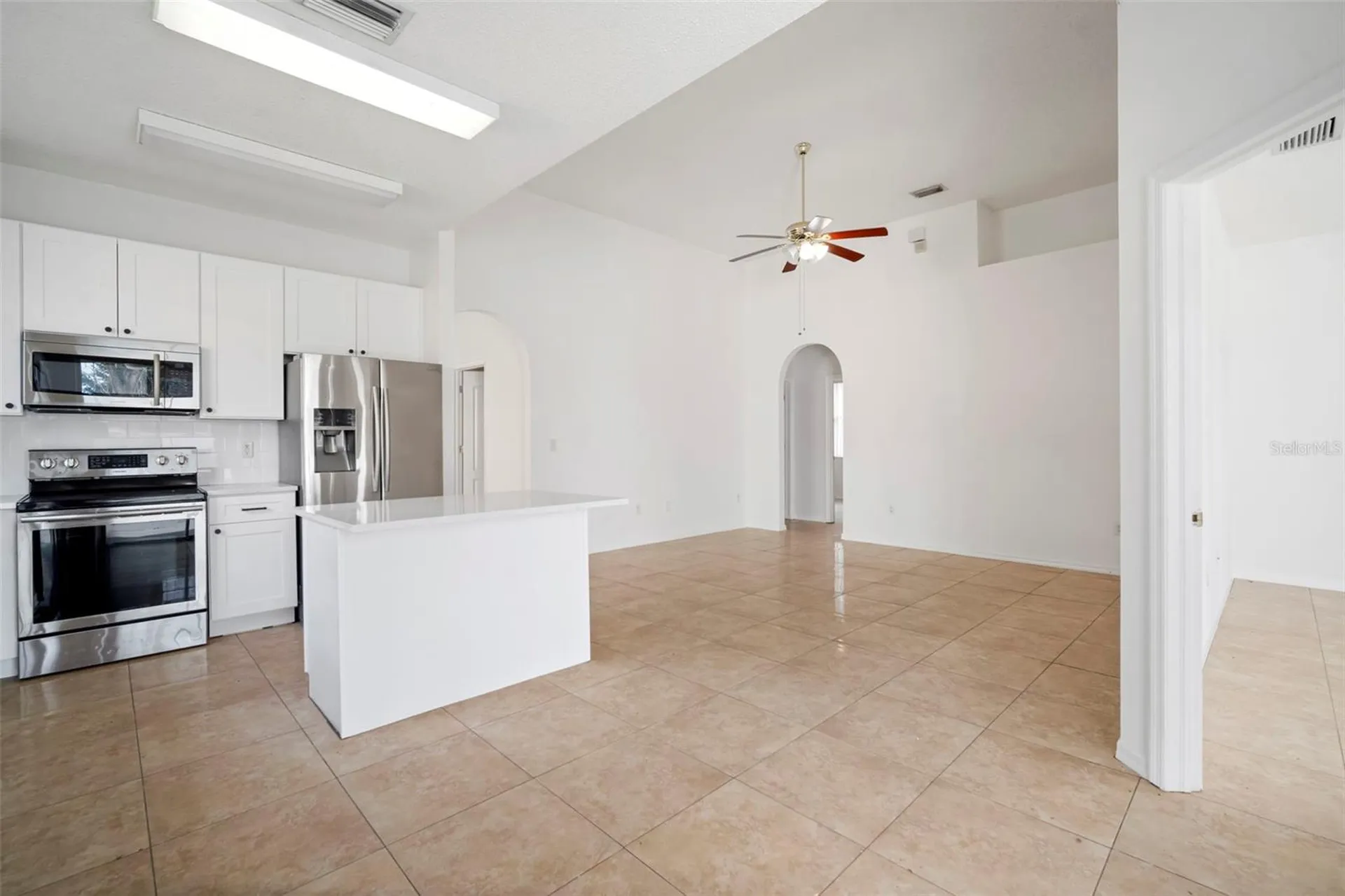 930 Grand Canyon Drive Valrico FL 33594