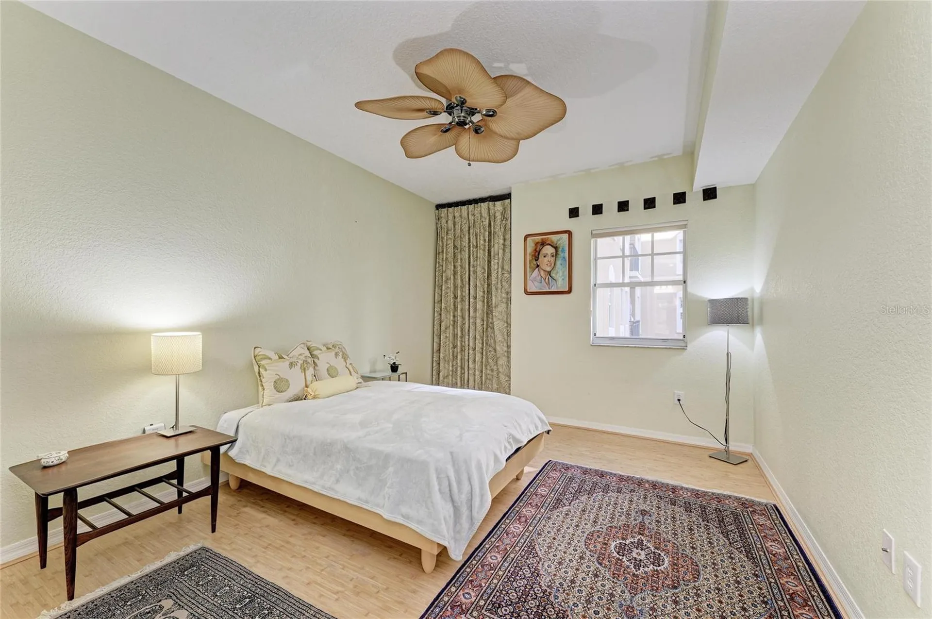1064 N Tamiami Trail Sarasota FL 34236