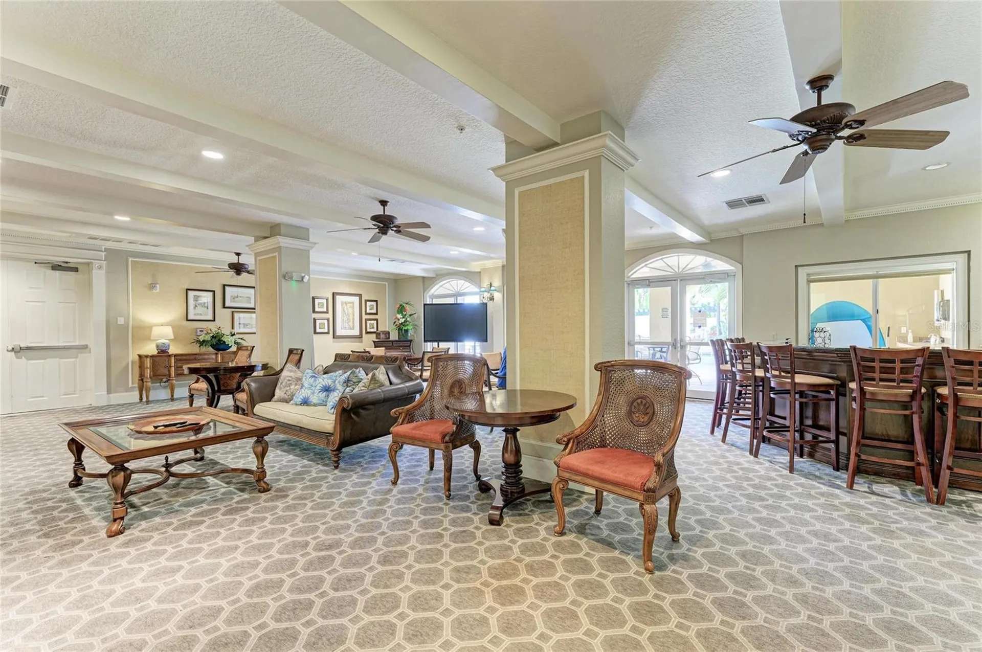 1064 N Tamiami Trail Sarasota FL 34236