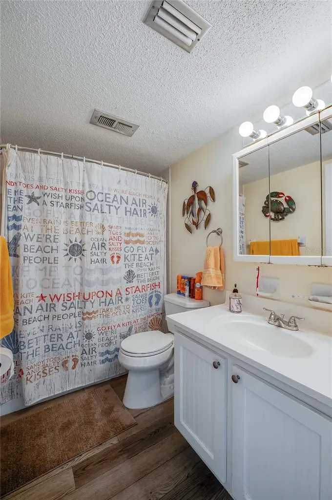 2711 N Halifax Avenue Daytona Beach FL 32118