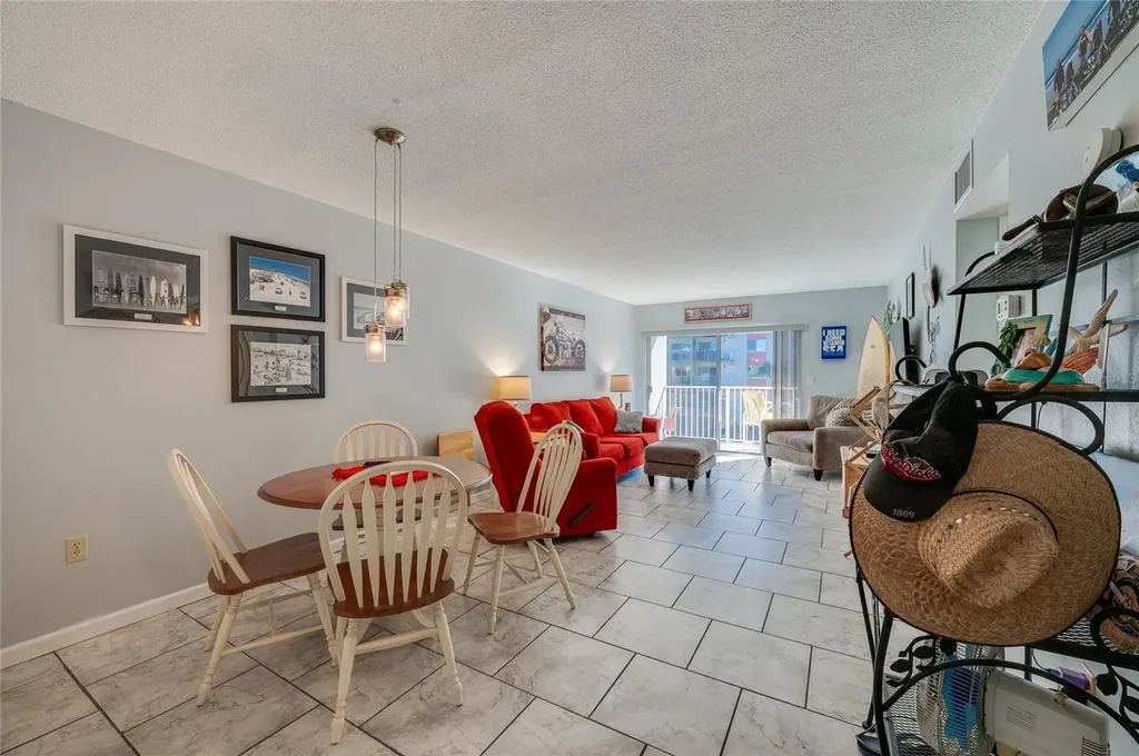 2711 N Halifax Avenue Daytona Beach FL 32118