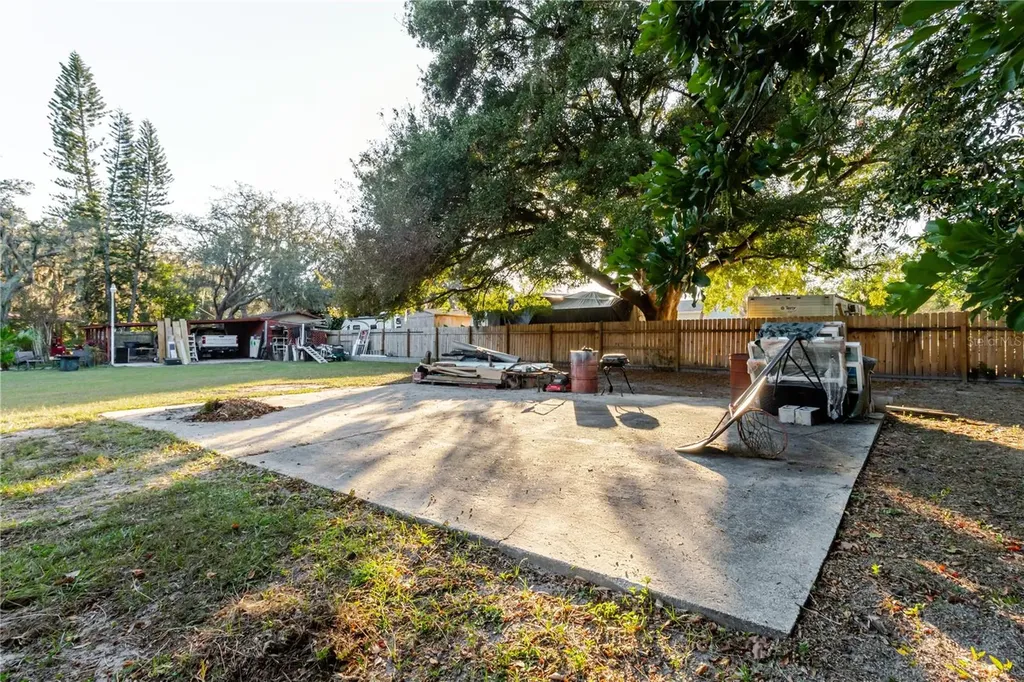 12104 Anderson Drive N Riverview FL 33579
