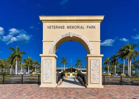 1531 SE Royal Green Circle Port St Lucie FL 34952