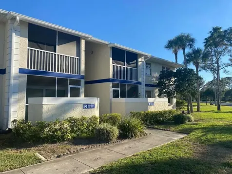 1531 SE Royal Green Circle Port St Lucie FL 34952