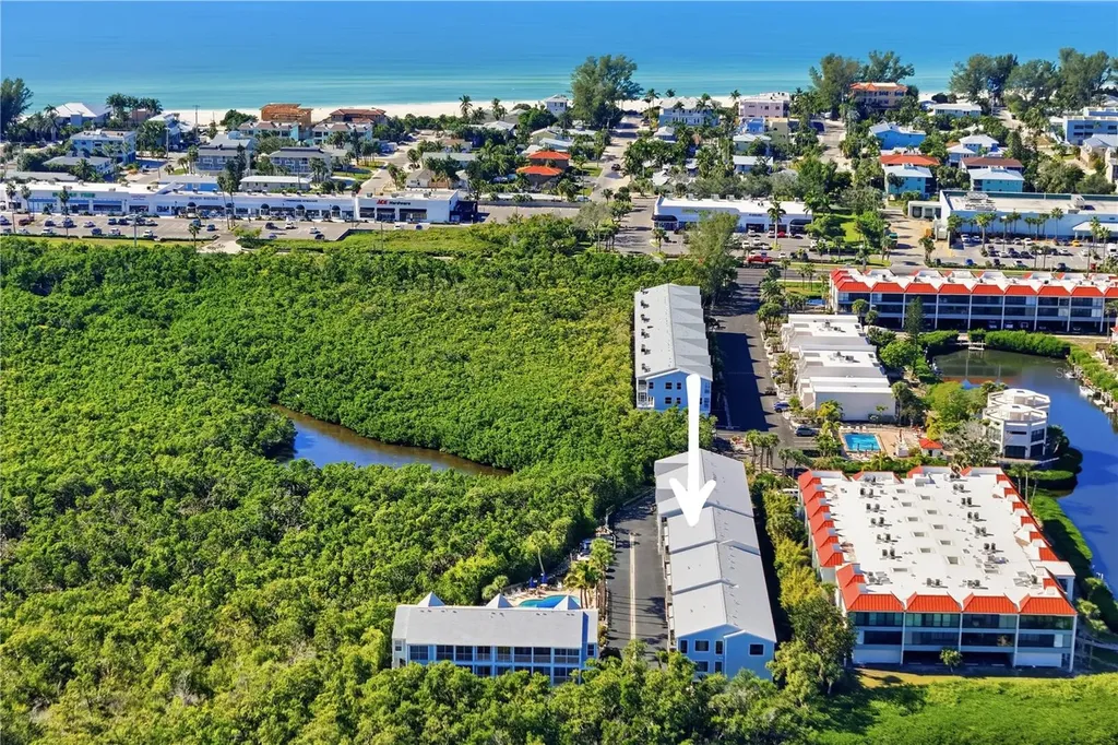 3601 E Bay Drive Holmes Beach FL 34217