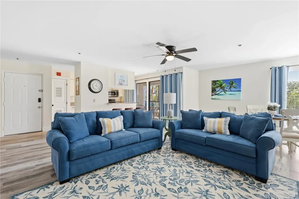 3601 E Bay Drive Holmes Beach FL 34217