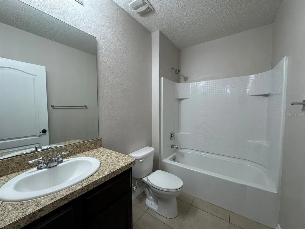 560 Lake Cummings Way Lake Alfred FL 33850