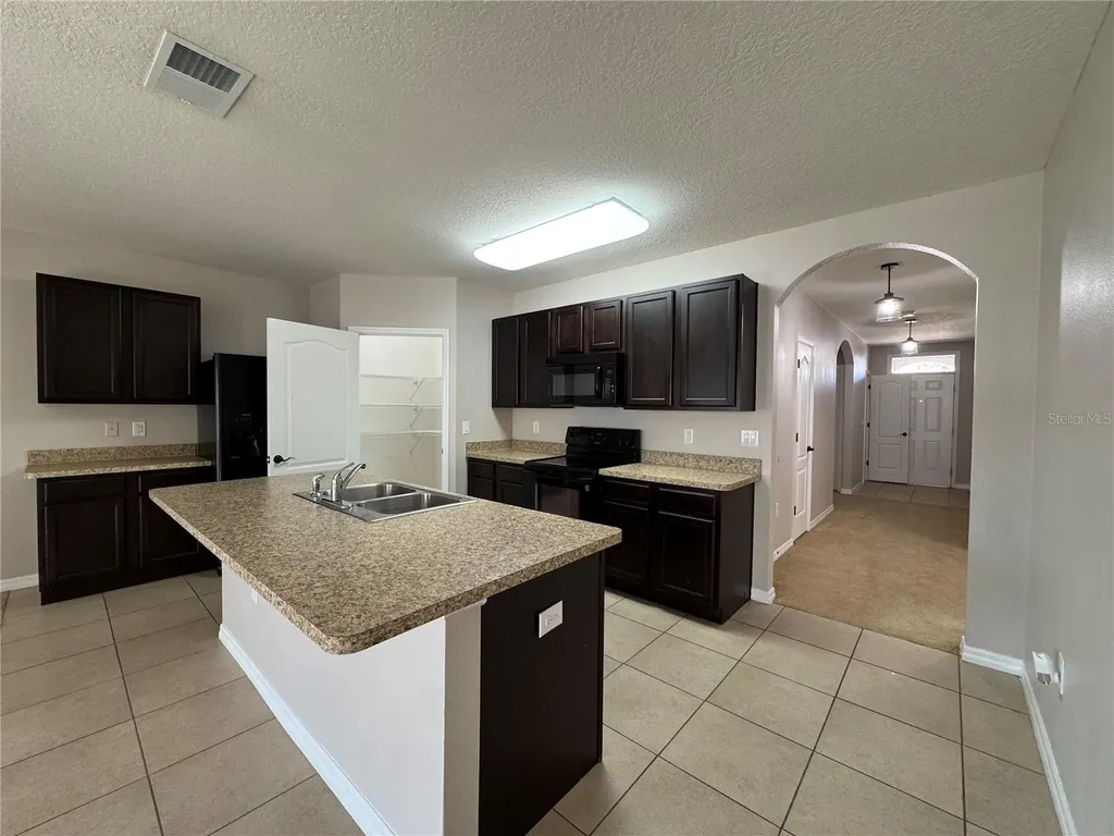 560 Lake Cummings Way Lake Alfred FL 33850