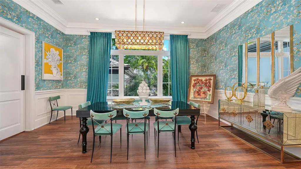 1204 Hillview Drive Sarasota FL 34239