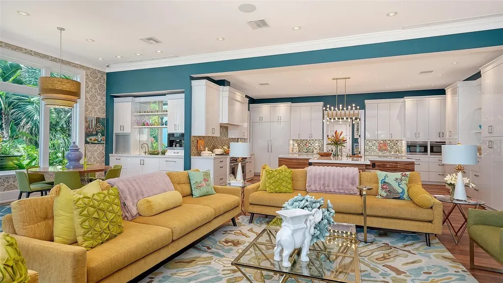 1204 Hillview Drive Sarasota FL 34239