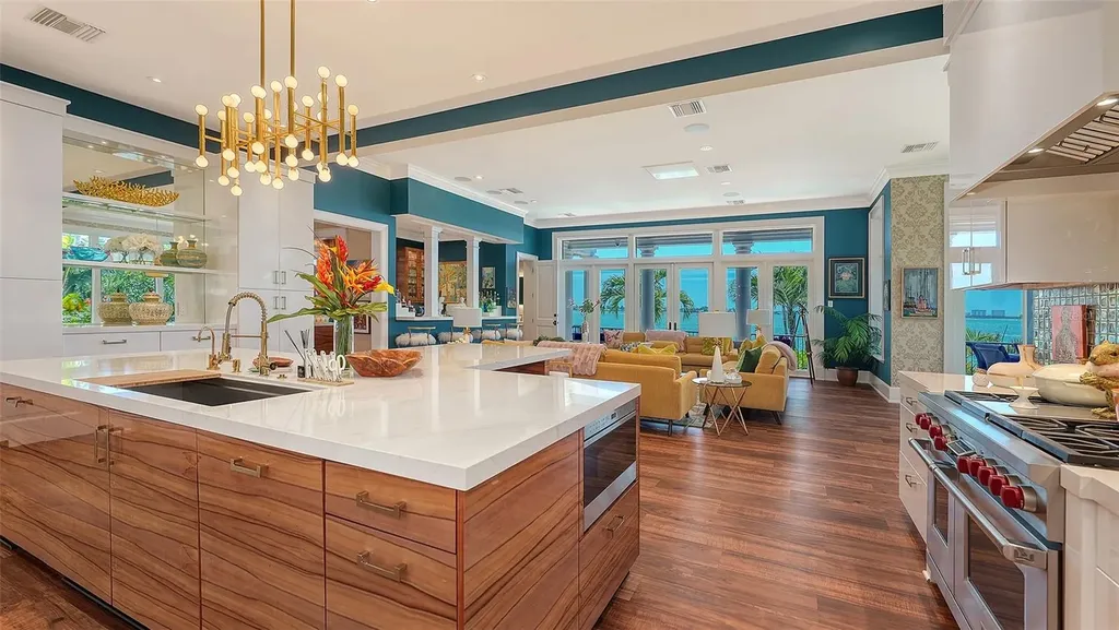 1204 Hillview Drive Sarasota FL 34239