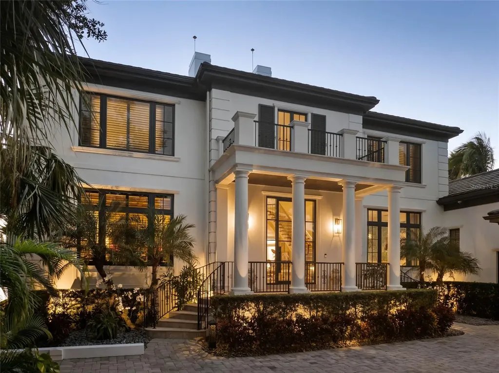 1204 Hillview Drive Sarasota FL 34239