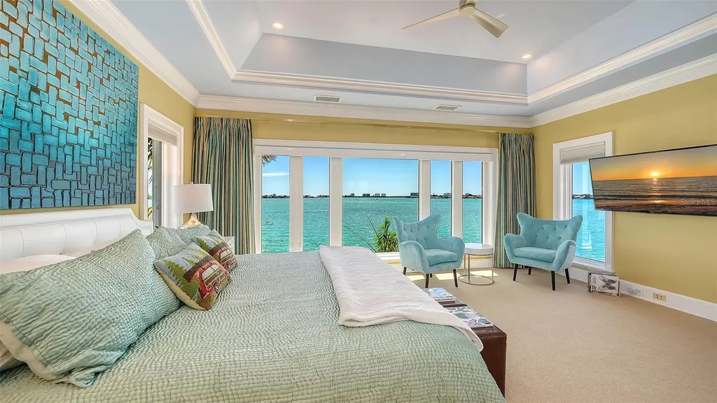 1204 Hillview Drive Sarasota FL 34239