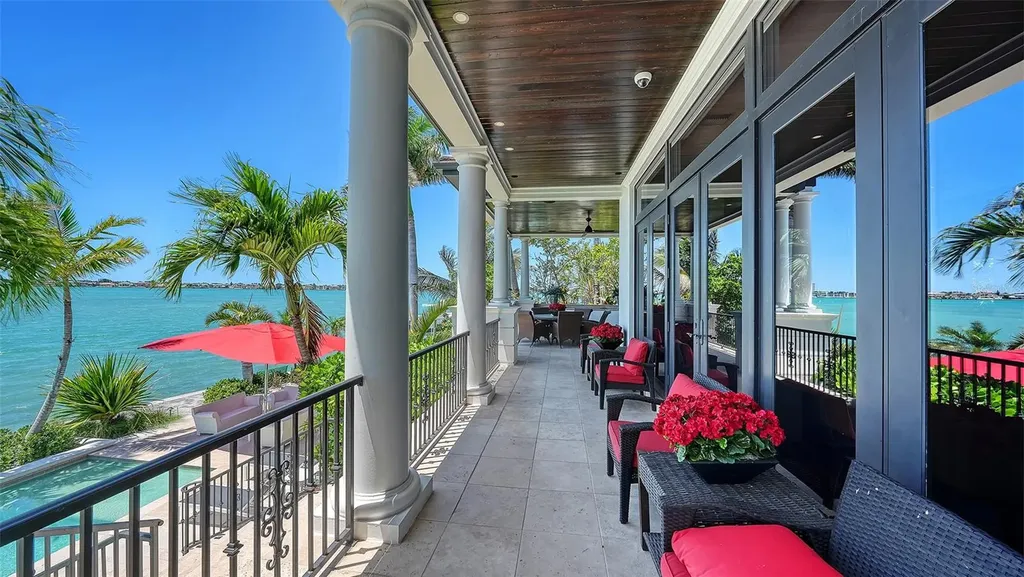 1204 Hillview Drive Sarasota FL 34239