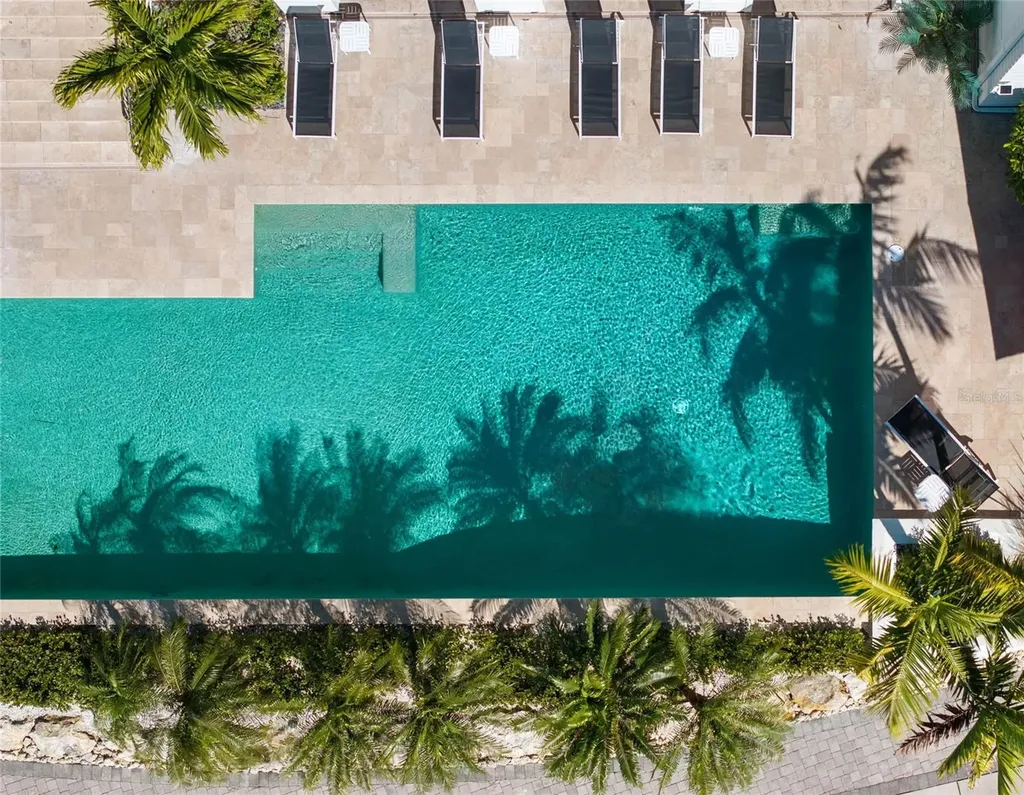 1204 Hillview Drive Sarasota FL 34239