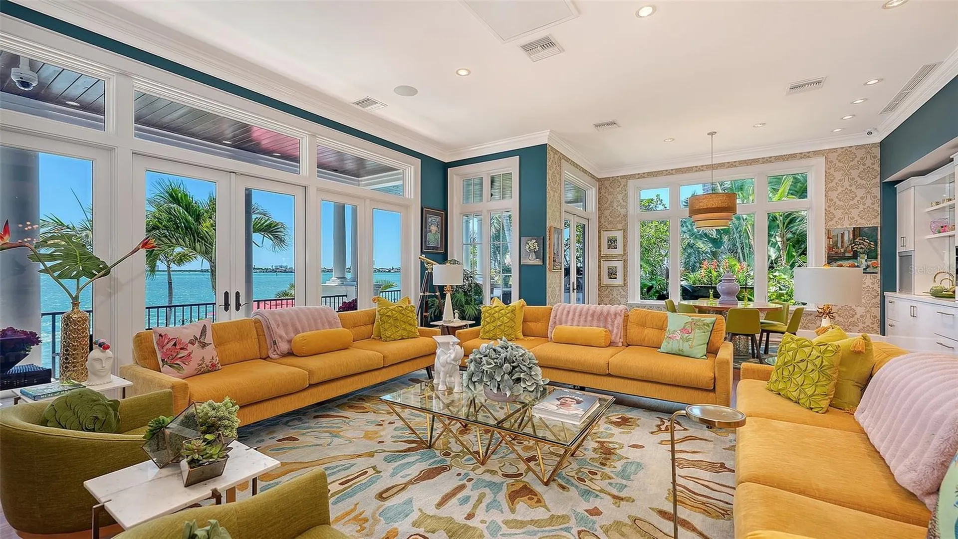 1204 Hillview Drive Sarasota FL 34239