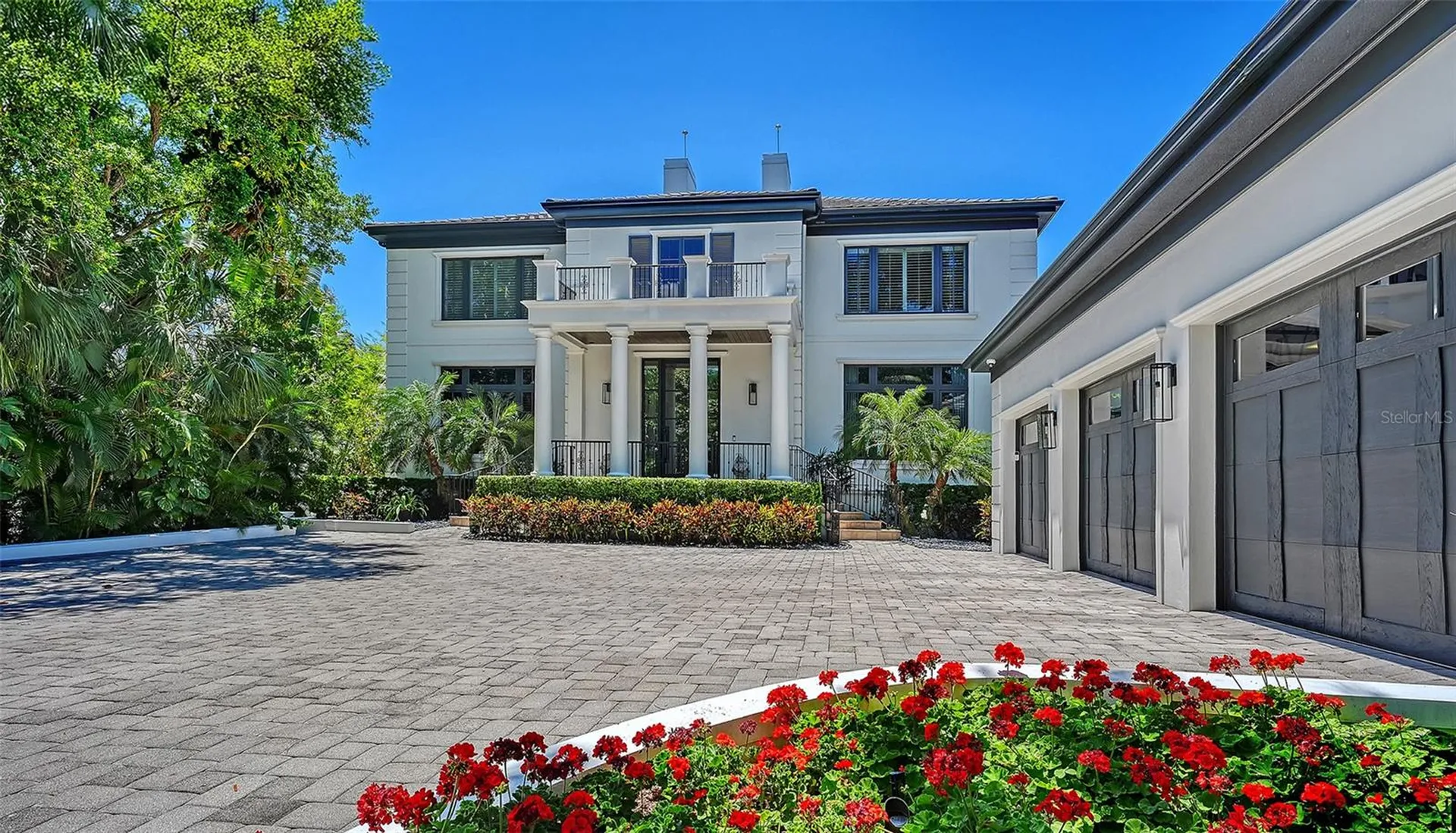 1204 Hillview Drive Sarasota FL 34239