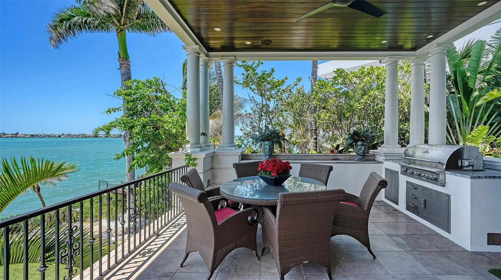 1204 Hillview Drive Sarasota FL 34239