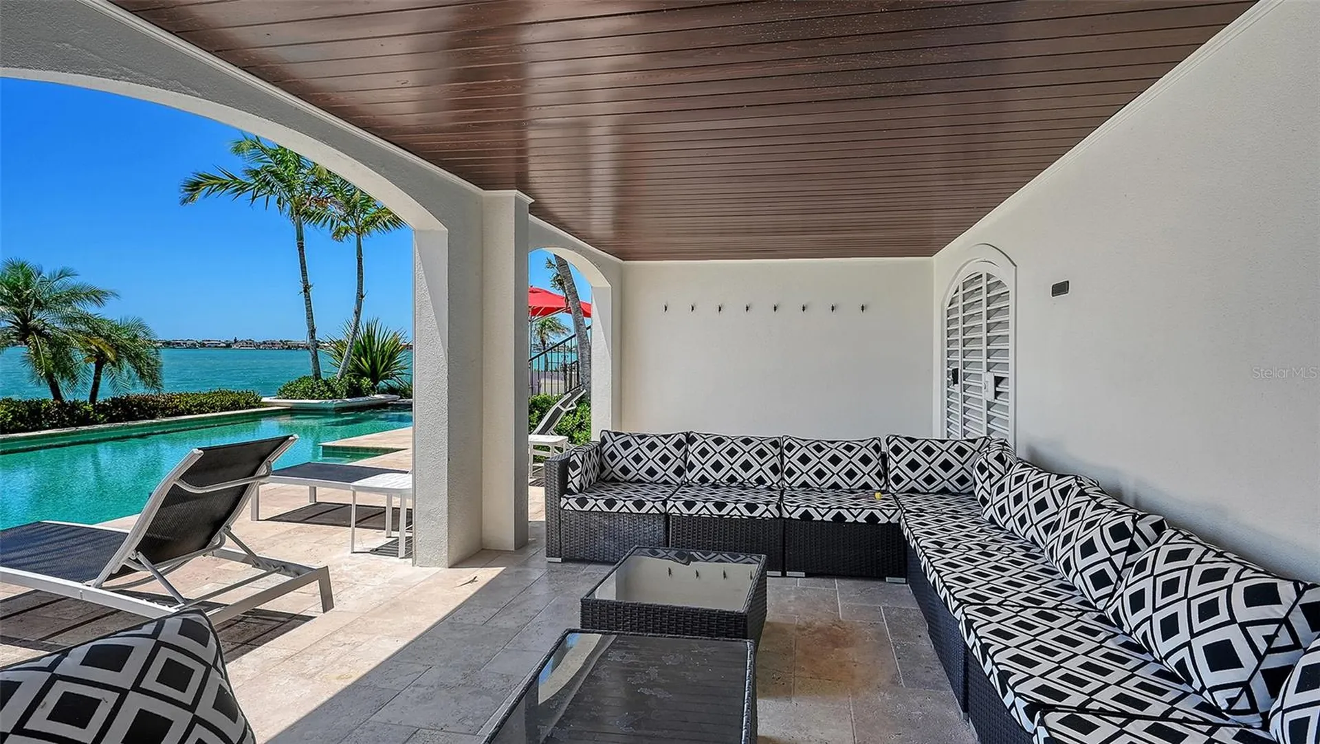 1204 Hillview Drive Sarasota FL 34239