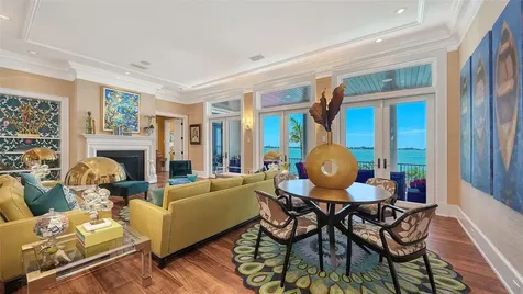 1204 Hillview Drive Sarasota FL 34239