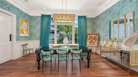 1204 Hillview Drive Sarasota FL 34239