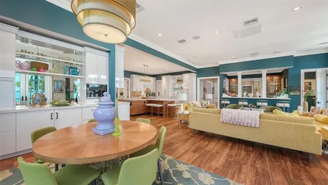 1204 Hillview Drive Sarasota FL 34239