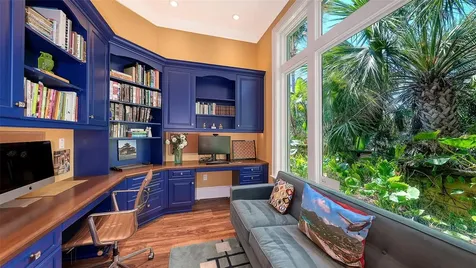 1204 Hillview Drive Sarasota FL 34239