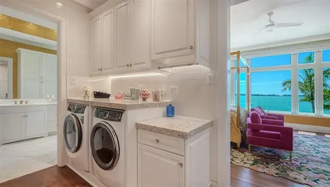 1204 Hillview Drive Sarasota FL 34239