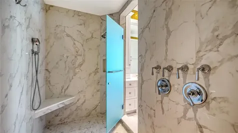 1204 Hillview Drive Sarasota FL 34239