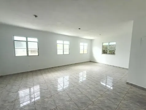 763 San Salvador Caguas PR 00725