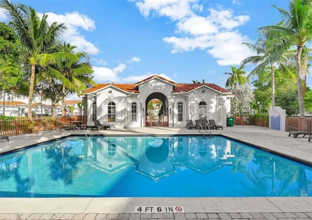 1041 NE 208th Street Miami FL 33179