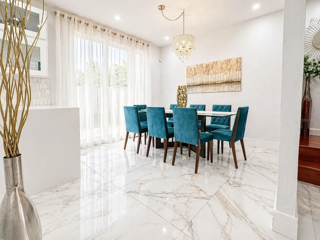 1041 NE 208th Street Miami FL 33179