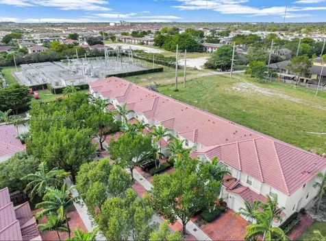 1041 NE 208th Street Miami FL 33179