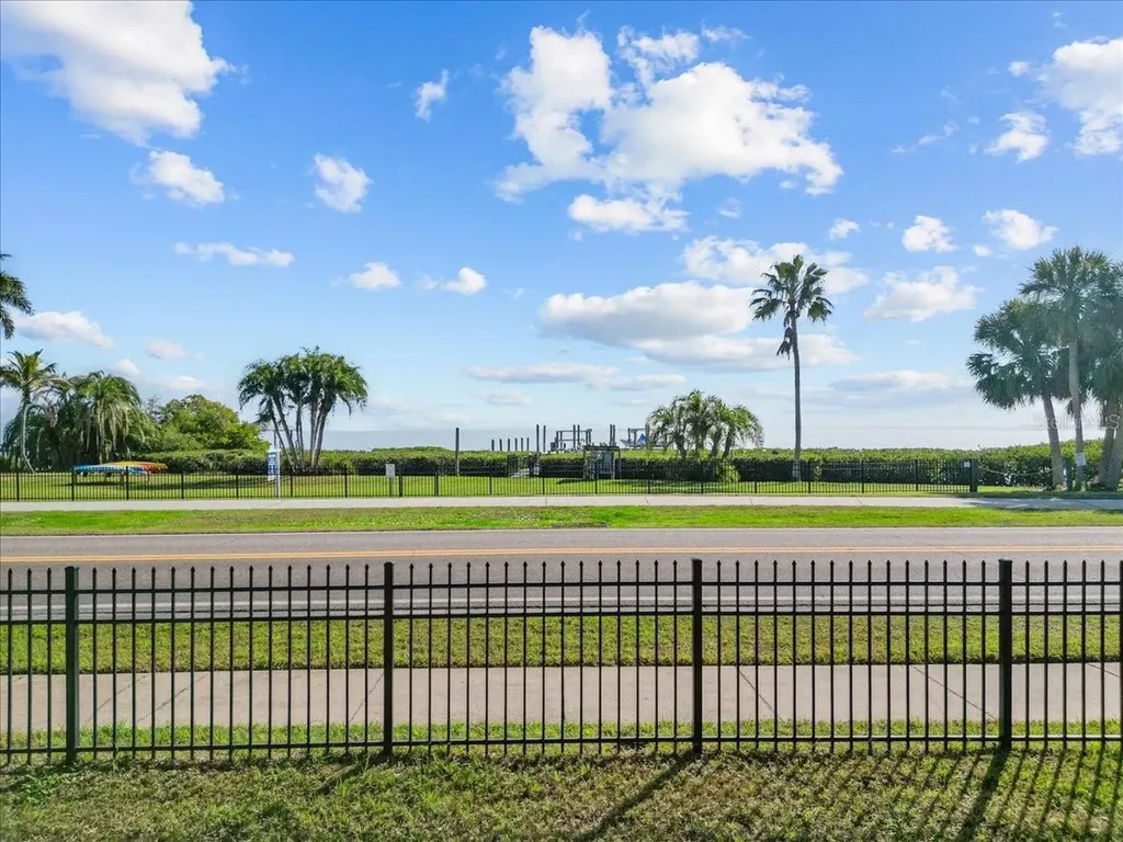 413 S Bayshore Boulevard Safety Harbor FL 34695