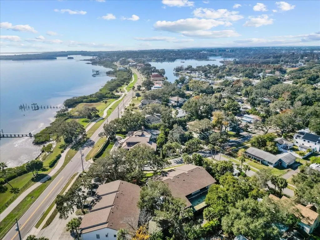 413 S Bayshore Boulevard Safety Harbor FL 34695