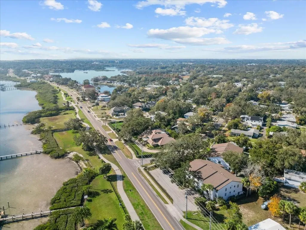 413 S Bayshore Boulevard Safety Harbor FL 34695