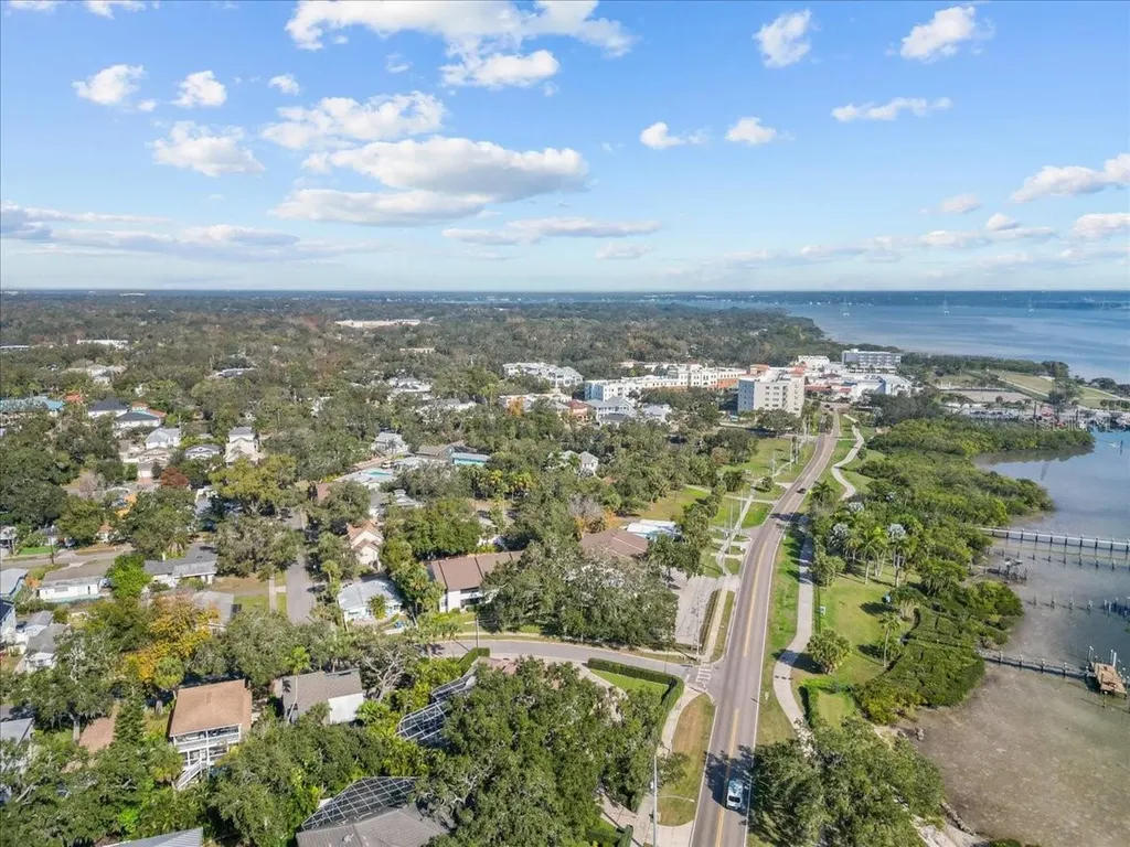 413 S Bayshore Boulevard Safety Harbor FL 34695