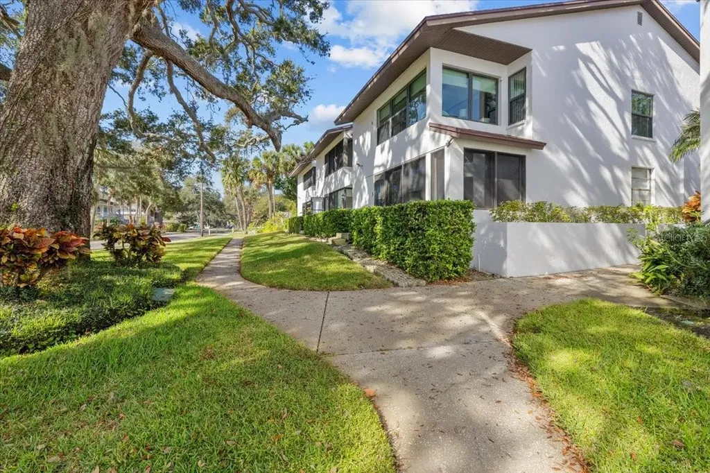 413 S Bayshore Boulevard Safety Harbor FL 34695
