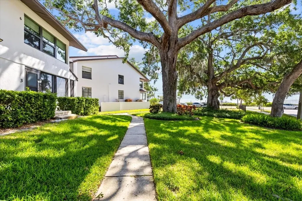 413 S Bayshore Boulevard Safety Harbor FL 34695