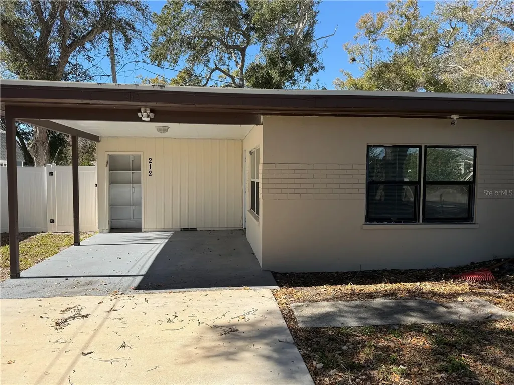 208-210-212 Elizabeth Avenue Clearwater FL 33759