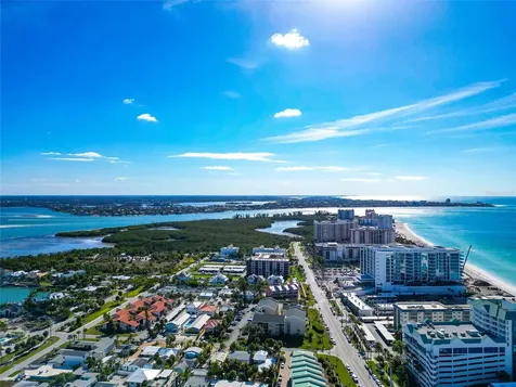 800 S Blvd Of The Presidents Sarasota FL 34236