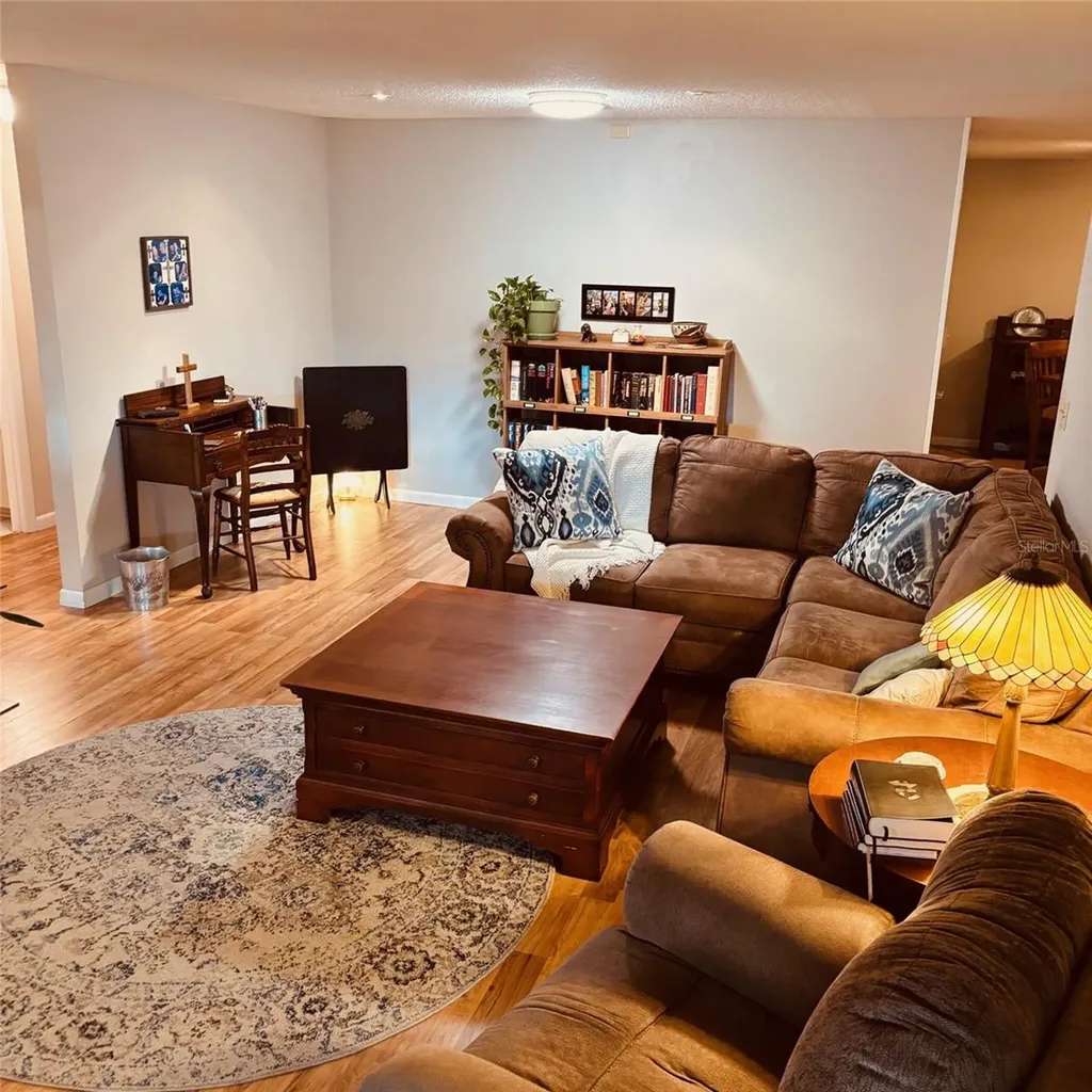 8747 SW 93rd Place Ocala FL 34481