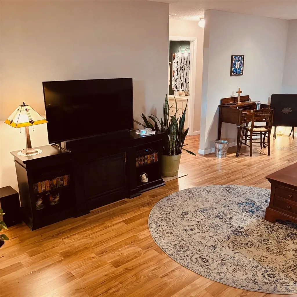 8747 SW 93rd Place Ocala FL 34481