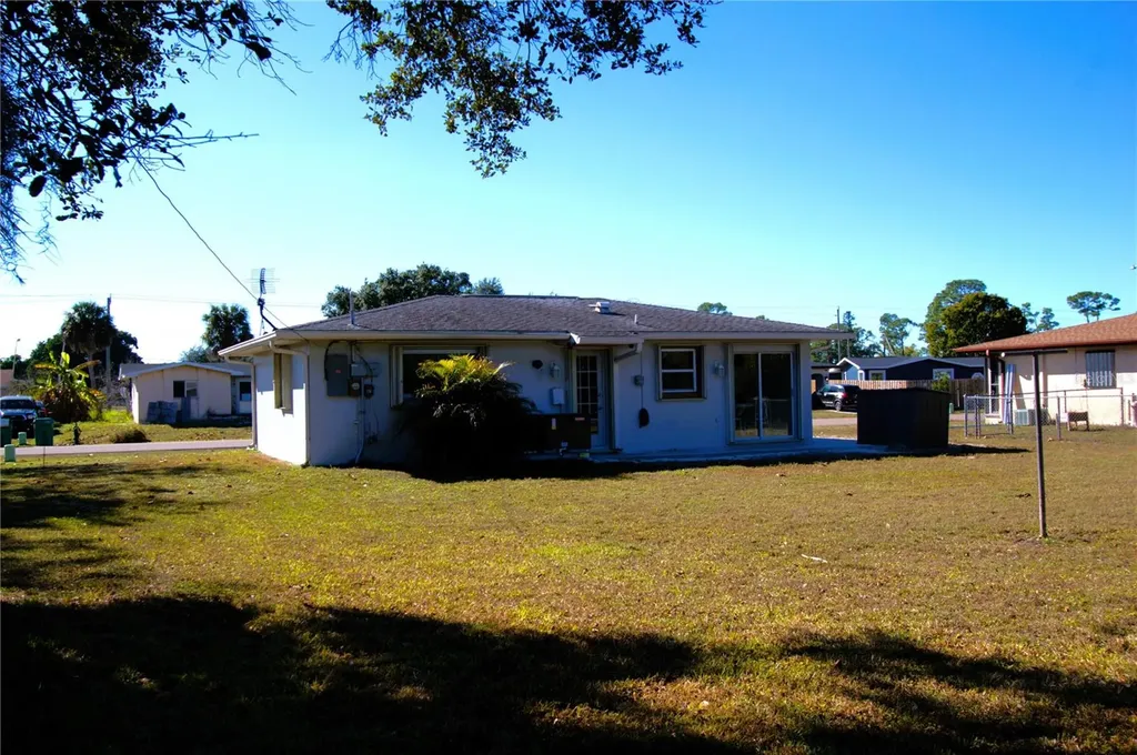 23022 Mcnulty Avenue Port Charlotte FL 33952
