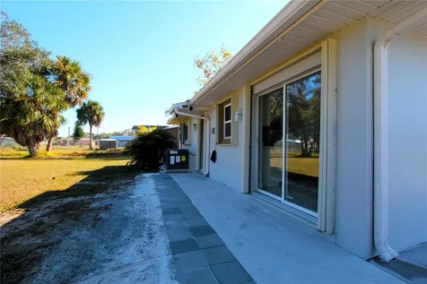 23022 Mcnulty Avenue Port Charlotte FL 33952