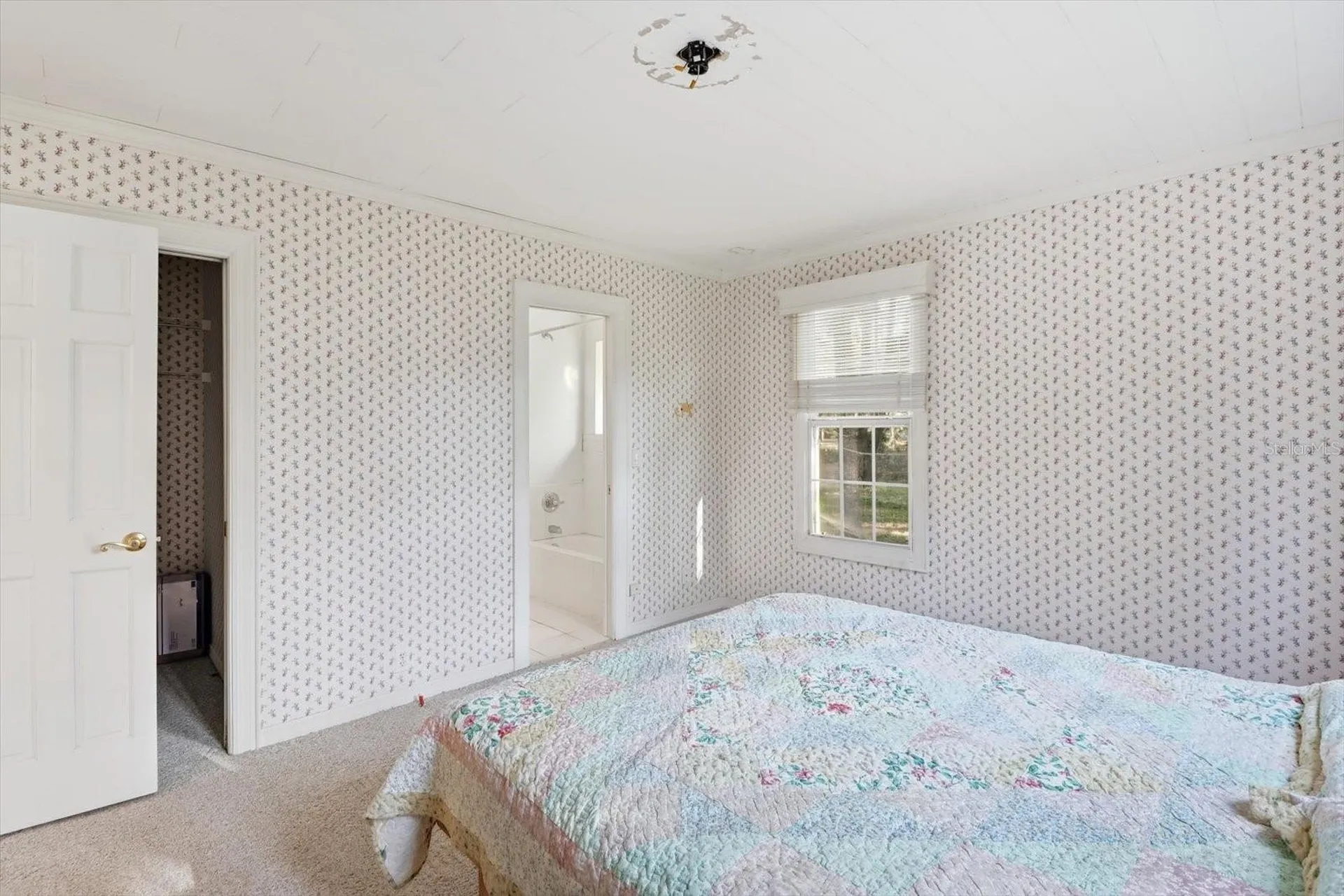 11 Patricia Road Yankeetown FL 34498
