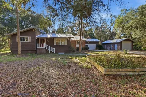 11 Patricia Road Yankeetown FL 34498