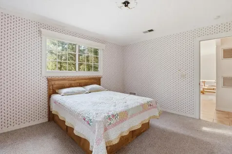 11 Patricia Road Yankeetown FL 34498