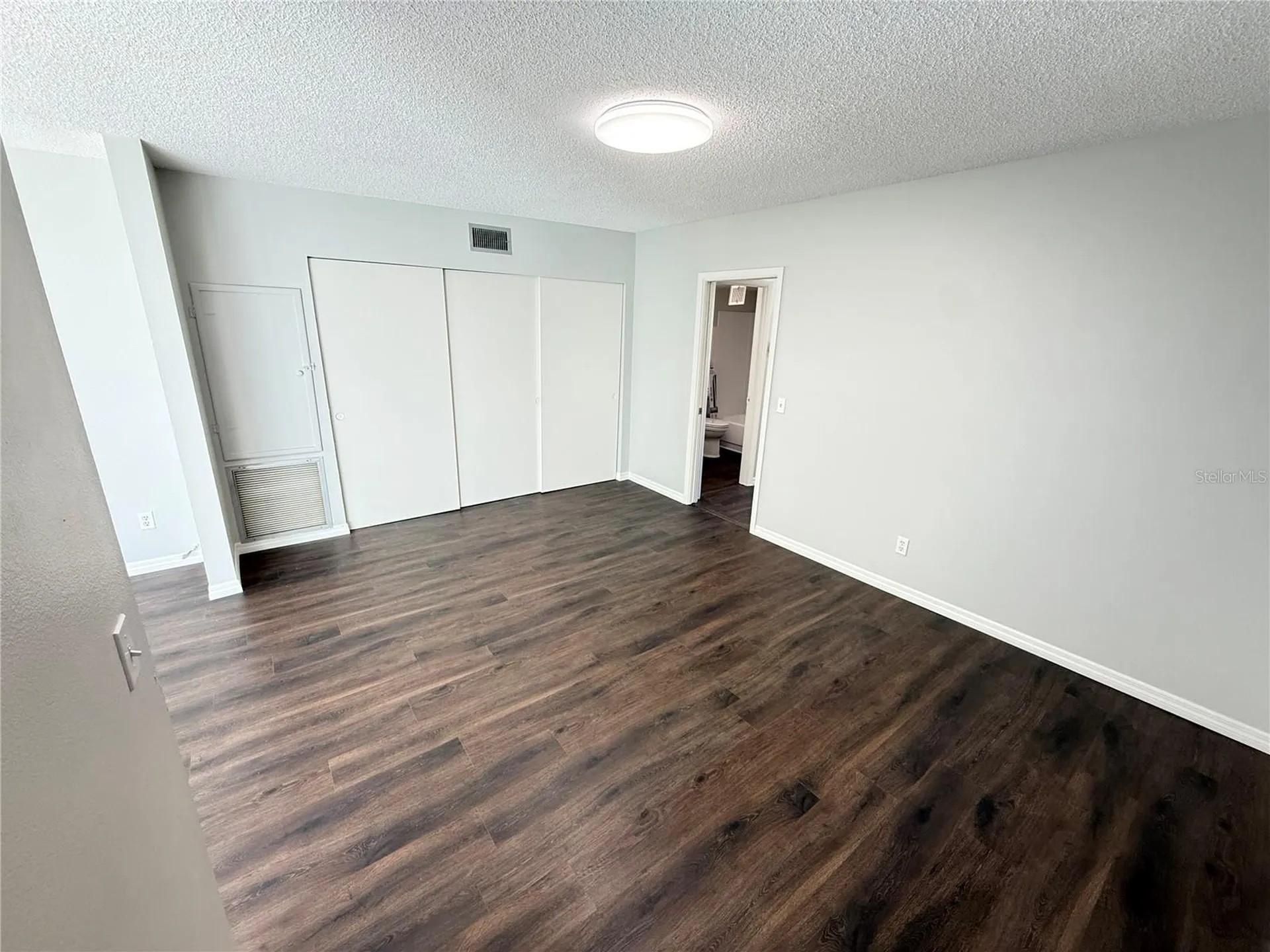2391 Sumatran Way Clearwater FL 33763